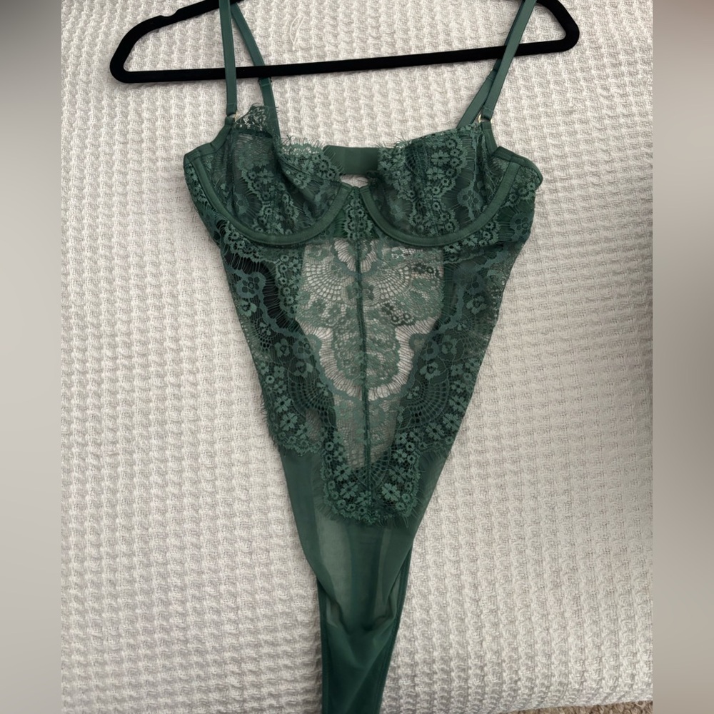 Babaton Encore Bodysuit